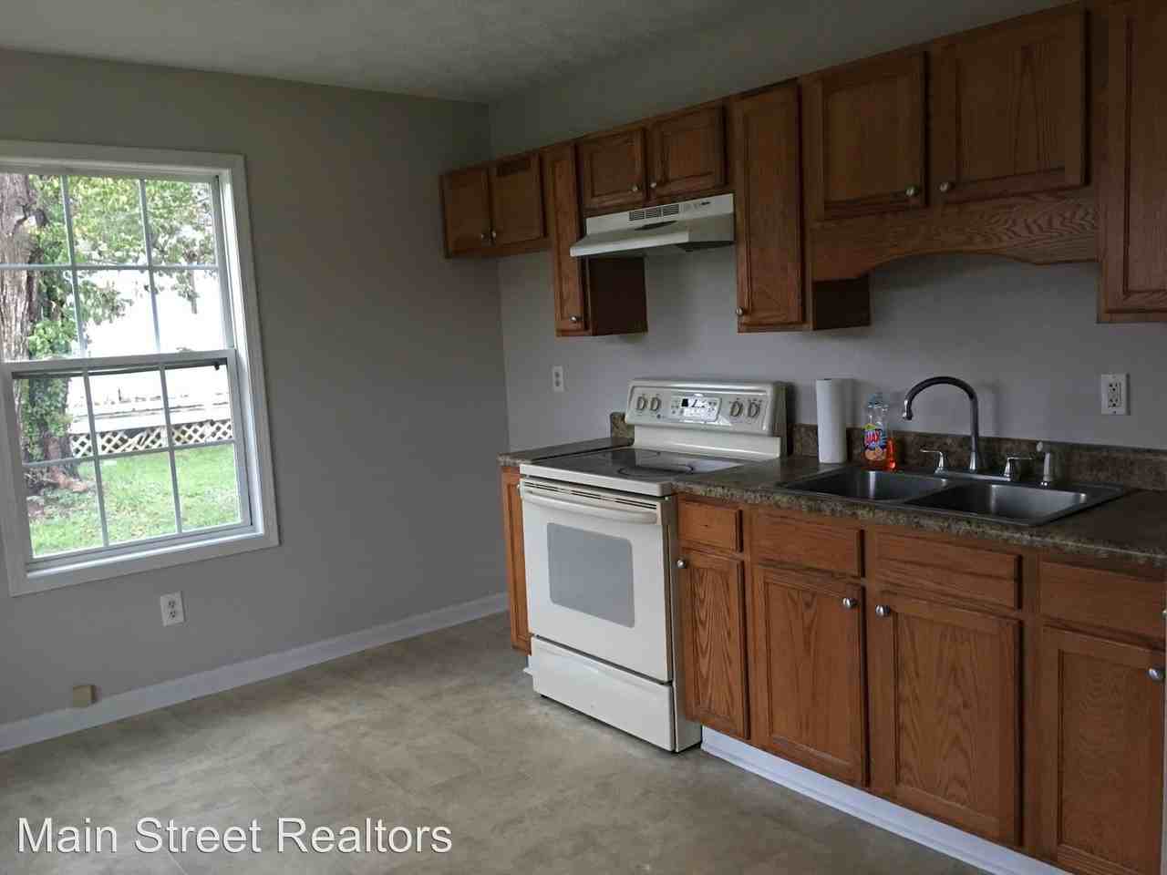 1/2 Georgia Ave #819 - Photo 2 of 8