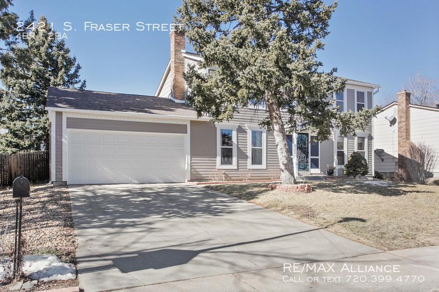 2421 S Fraser St - Photo 3 of 24