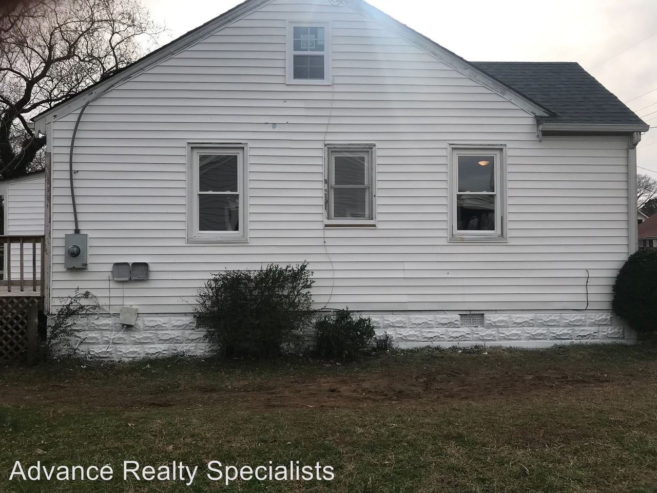 3402 Logandale Ave - Photo 3 of 14