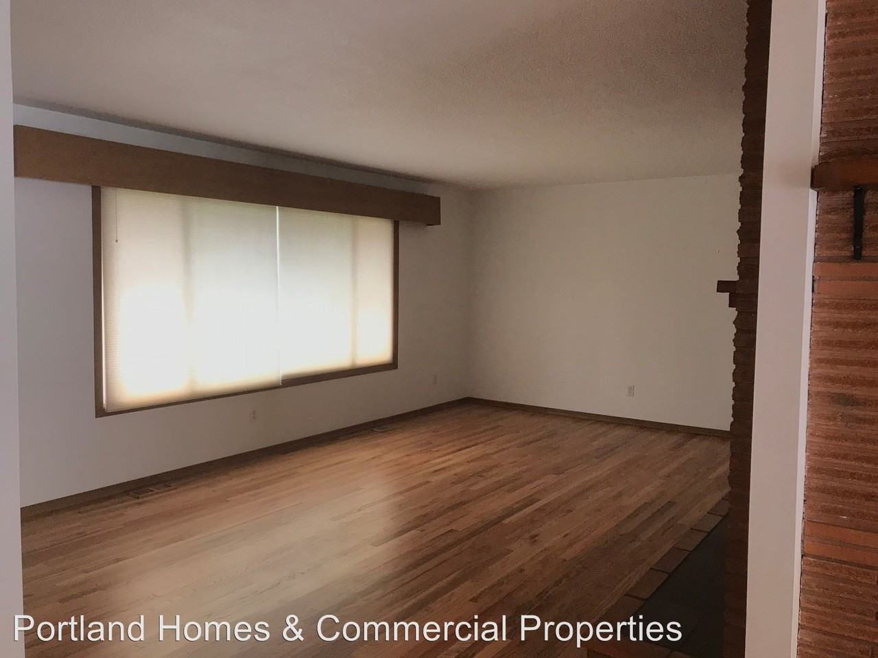 3315 SE Mary Ct - Photo 2 of 13