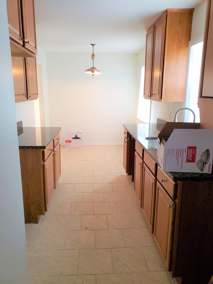 33650 Glass Hill Rd - Photo 2 of 7