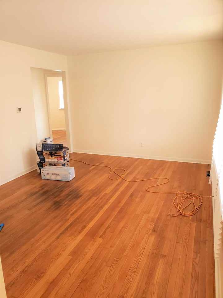 33650 Glass Hill Rd - Photo 3 of 7