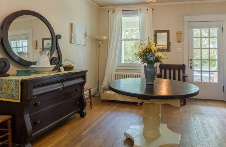 1604 W 42nd St - Photo 3 of 12