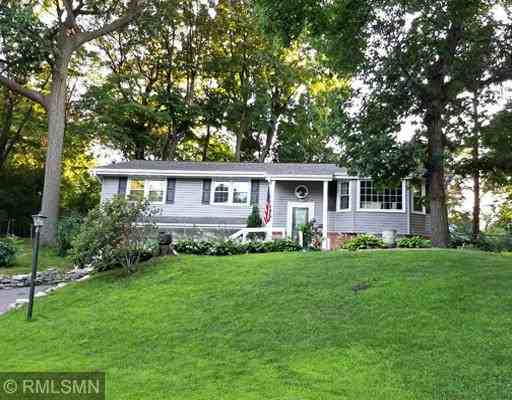 8049 34th Pl N - Photo 2 of 24