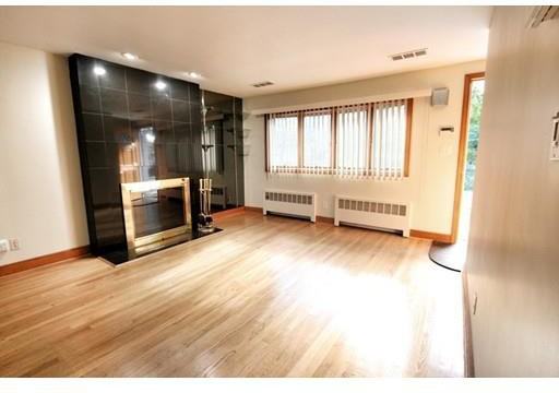 311 Ridge St - Photo 3 of 11