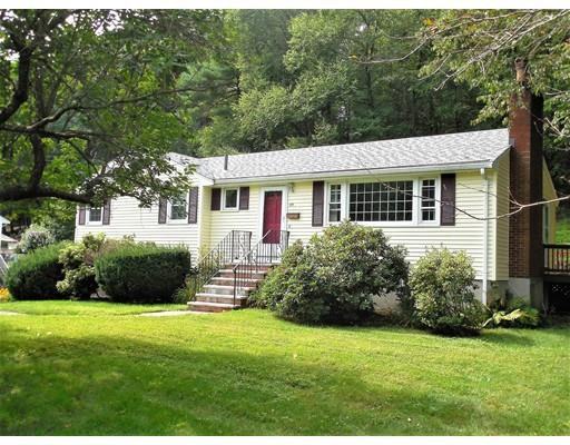 166 Totten Pond Rd - Photo 3 of 26