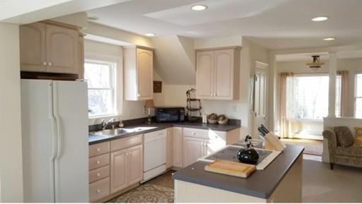 49 Cloutmans Ln 2 - Photo 2 of 11