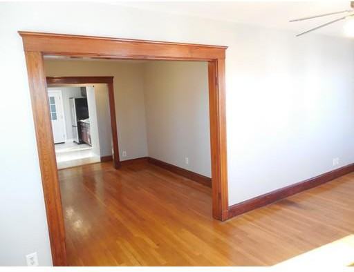 87 Sparkill St 2 - Photo 3 of 10