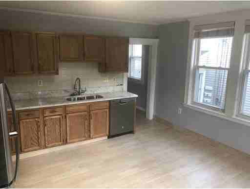 18 Massachusetts Ave #1 - Photo 2 of 15
