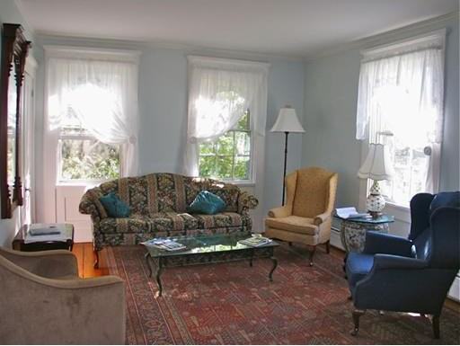 12 Cottle Ln - Photo 2 of 21