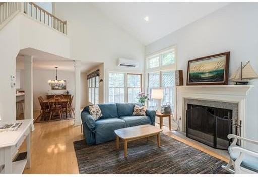 122 Cove Rd 10 - Photo 3 of 15