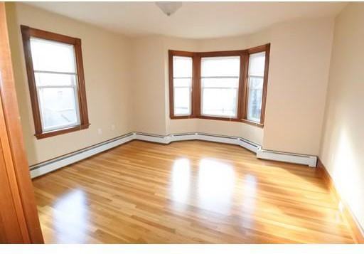 19 Holbrook Ct 2 - Photo 2 of 13