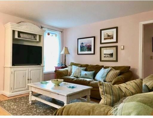 56 Schoolhouse Rd - Photo 2 of 8