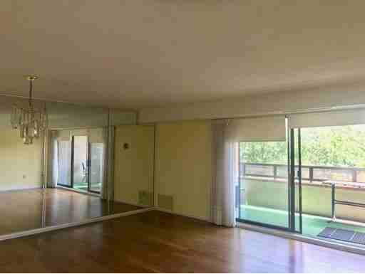 402 Paradise Rd 2L - Photo 3 of 28