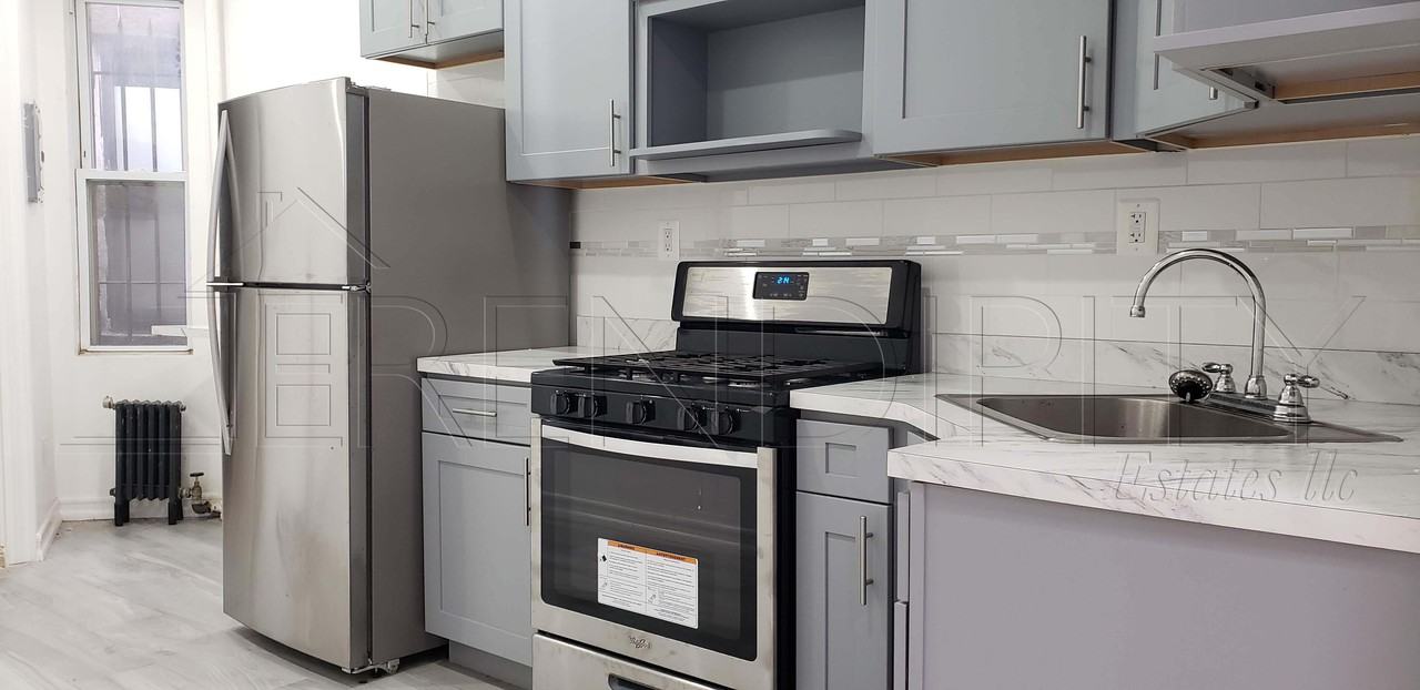 Malcolm X Blvd & Lafayette Ave #D