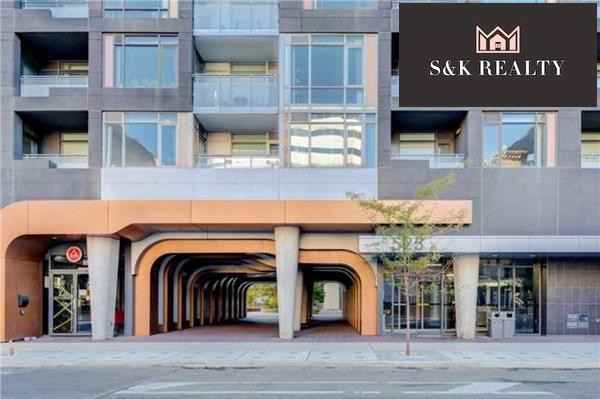525 Adelaide Street West #526