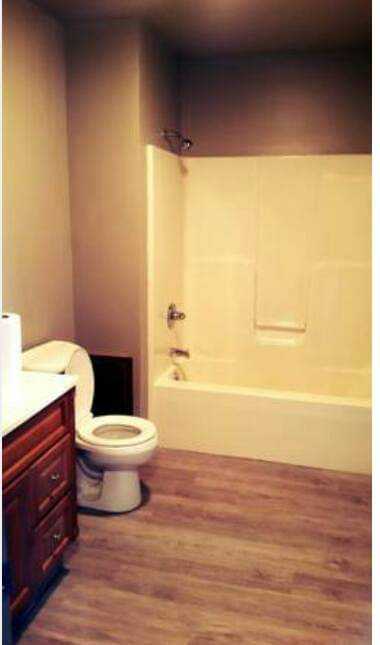 472 Front St #2 - Photo 2 of 5