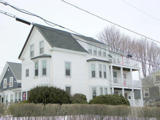 44 Dudley St Haverhill Ma 01830 2 Bedroom Apartment For