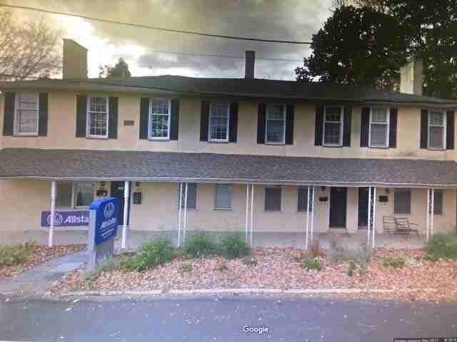 42 N Waterloo Rd #RT30 - Photo 3 of 16