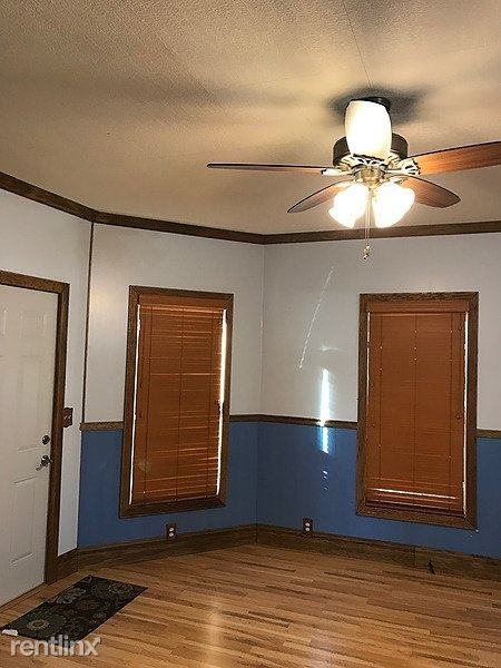 1104 W Lafayette St - Photo 3 of 3