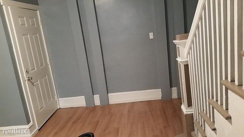 120 E Green St - Photo 3 of 3