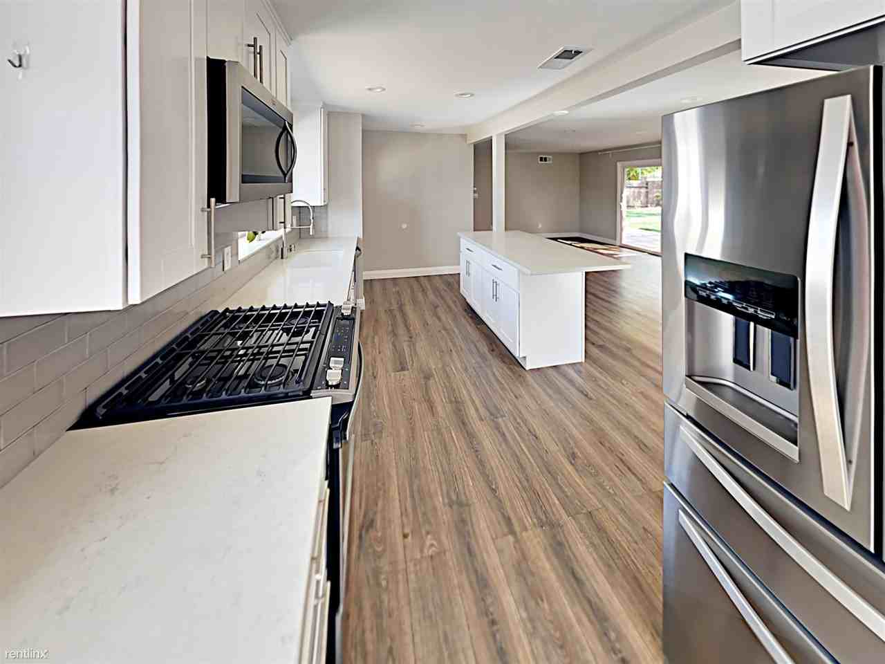4353 Mt Castle Ave - Photo 3 of 10