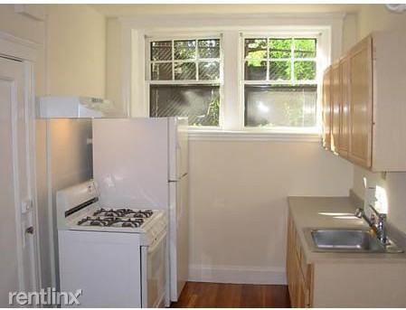 33 Winslow Rd - Photo 2 of 2