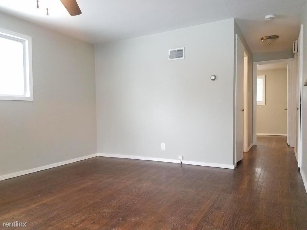 4355 S Lenox St - Photo 3 of 23