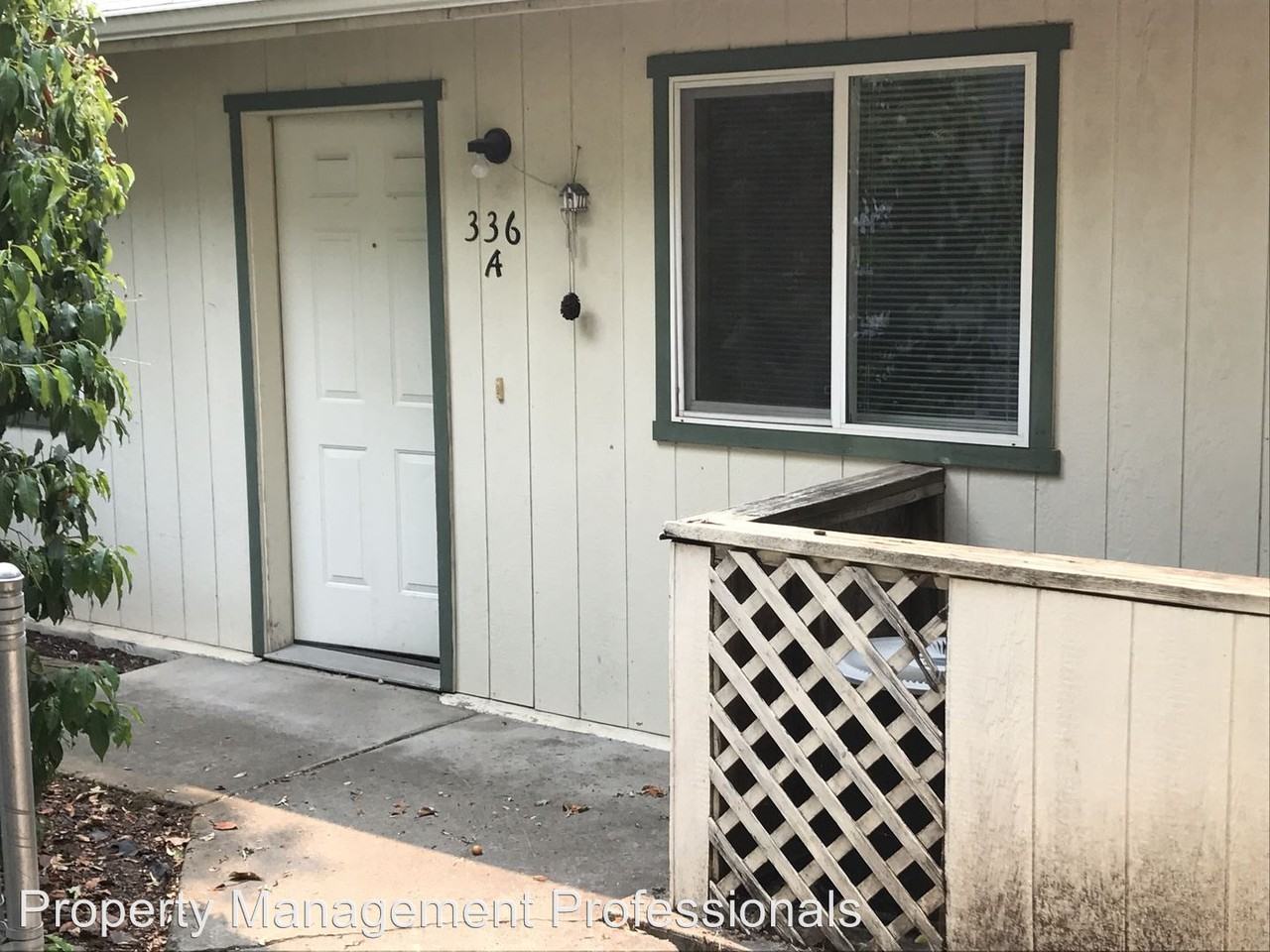 336 2nd Ave #A - Photo 2 of 10