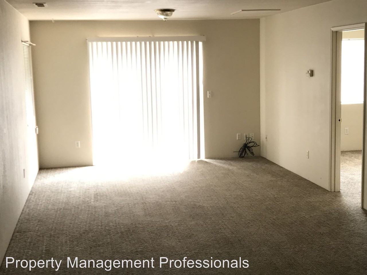 336 2nd Ave #A - Photo 3 of 10