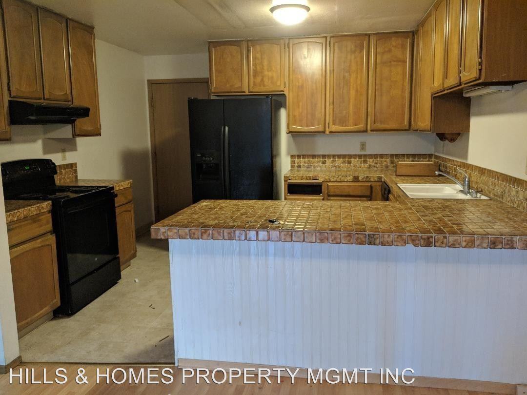 59 Francis Cir - Photo 2 of 12