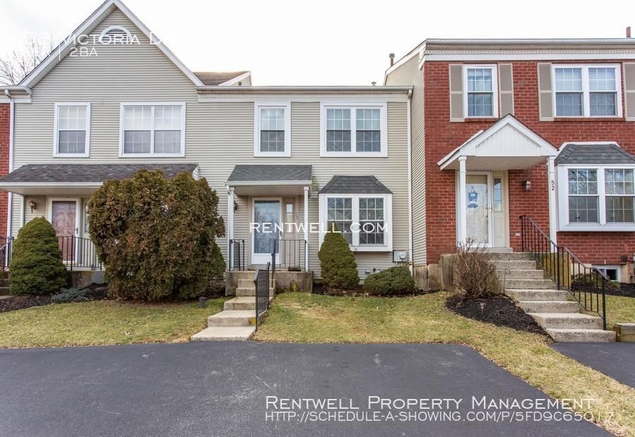 53 Victoria Dr - Photo 2 of 22