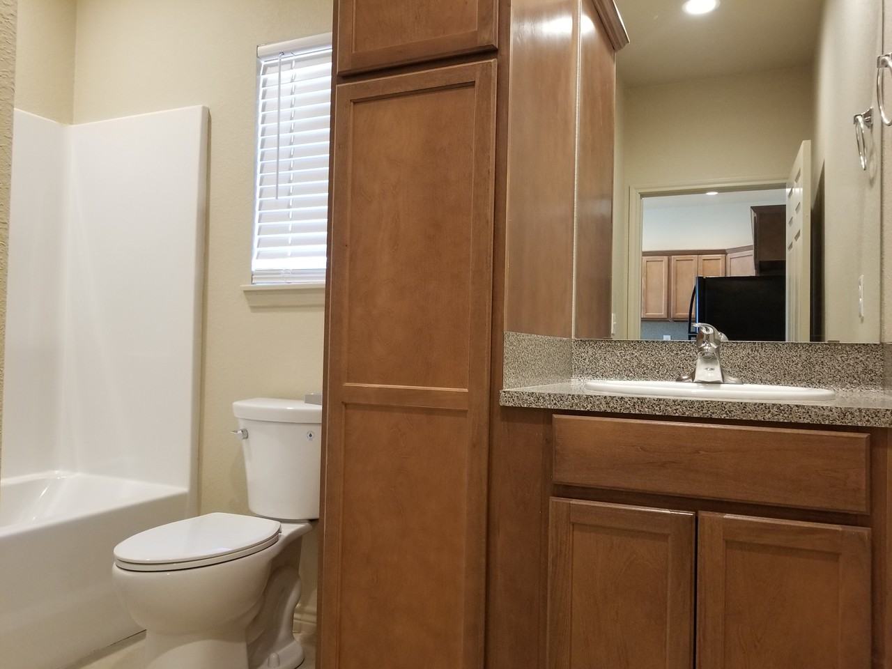 715 Renfro Dr #A - Photo 6 of 8