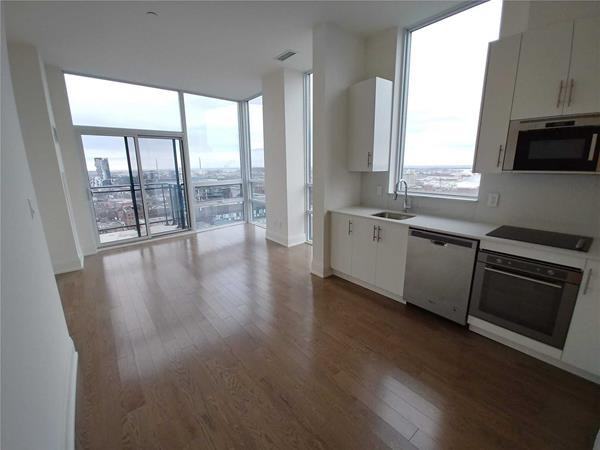 460 Adelaide Street East