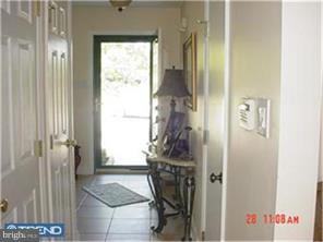 6 Meadow Ct - Photo 2 of 12