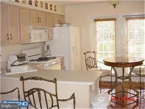 6 Meadow Ct - Photo 3 of 12