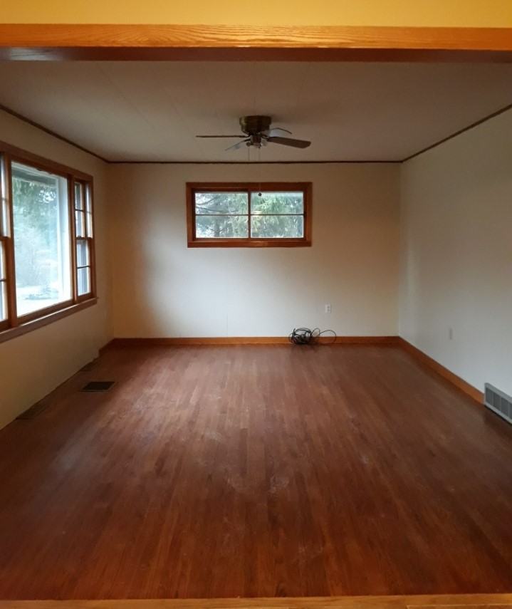 388 Deer Park Hotel Rd - Photo 2 of 13