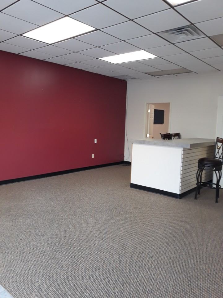 446 Weber Rd - Photo 3 of 8