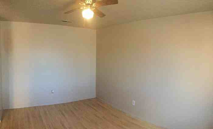 2221 Meadow View Pl NW - Photo 2 of 14