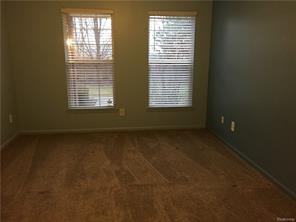 34558 Northrup Dr - Photo 3 of 4