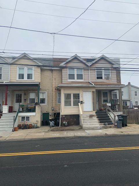 907 Green St #907 - Photo 2 of 18