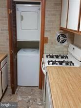 7507 Riverdale Rd - Photo 3 of 3
