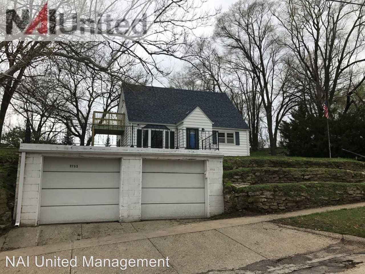 2753 Morgan St - Photo 2 of 16