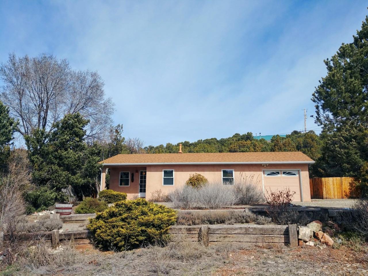 5 Gilbert Pl - Photo 2 of 39