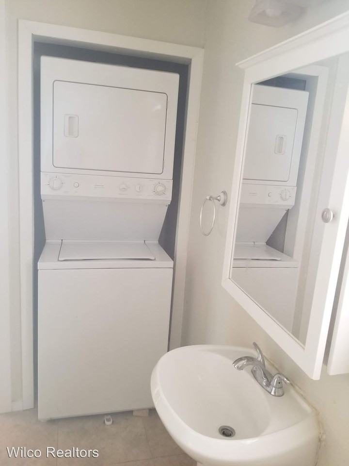3919 W 7th St - Photo 2 of 5