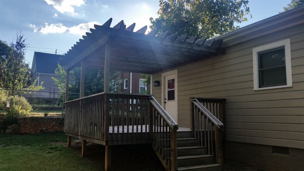 113 Central Ave - Photo 2 of 5