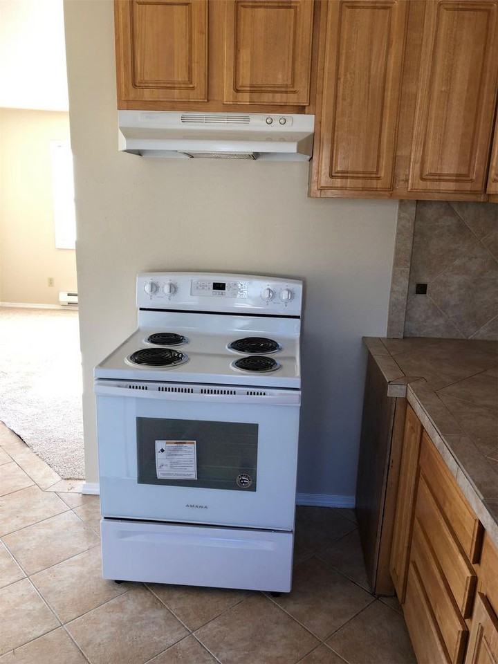 11224 Kline St SW - Photo 2 of 16