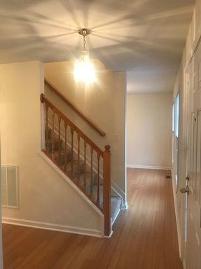 140 Briarfield Road - Photo 3 of 27