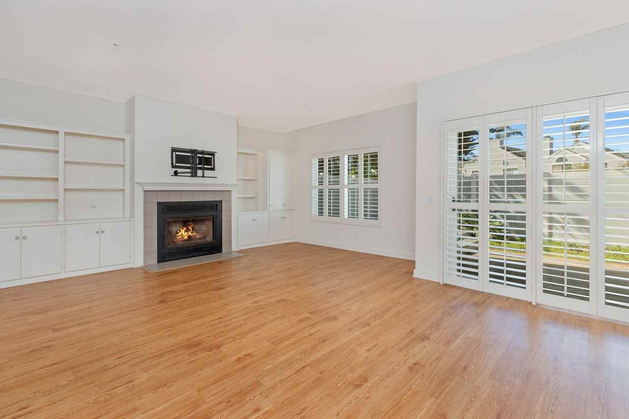 4505 Carpinteria Ave - Photo 3 of 17