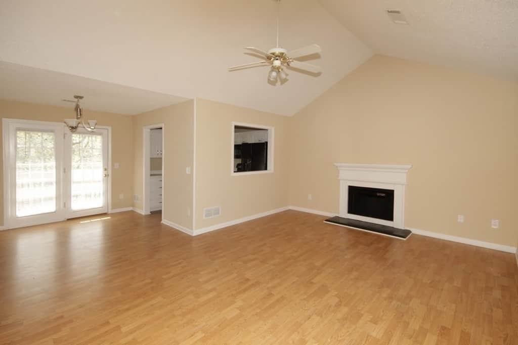 1027 Carly Joanna Ct - Photo 3 of 20